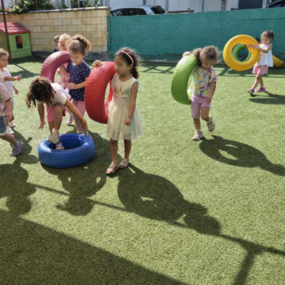 Tholoma Paidikon Pros11